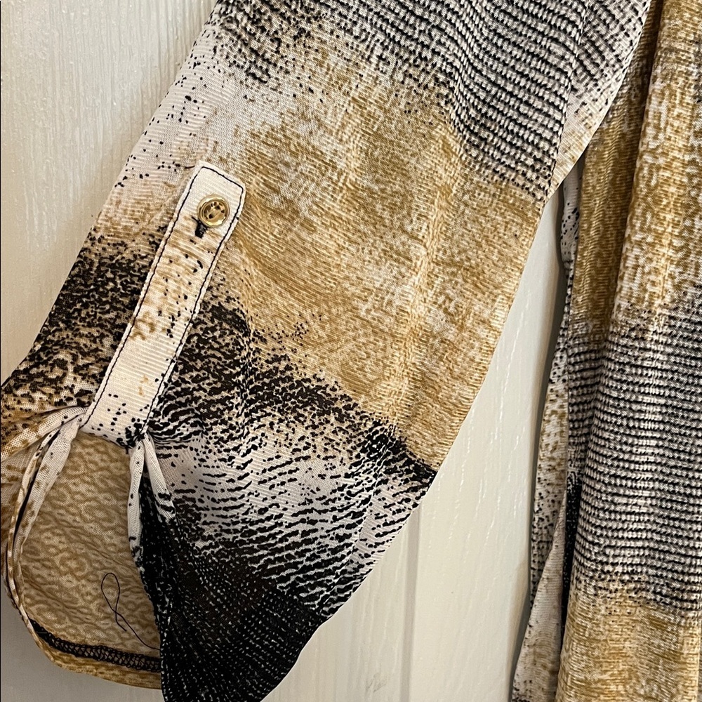 Sara Michelle Black and Gold Patterned Cardigan over black shirt. XLarge - Picture 4 of 11